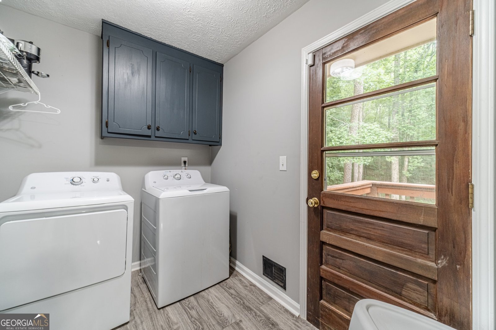 2446 THRASHER Road Buford - 22
