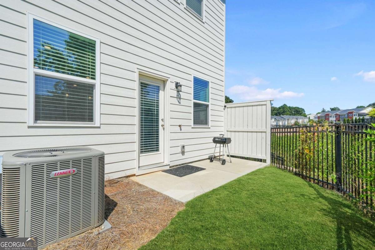 1623 Gunnin Trace Atlanta - 10