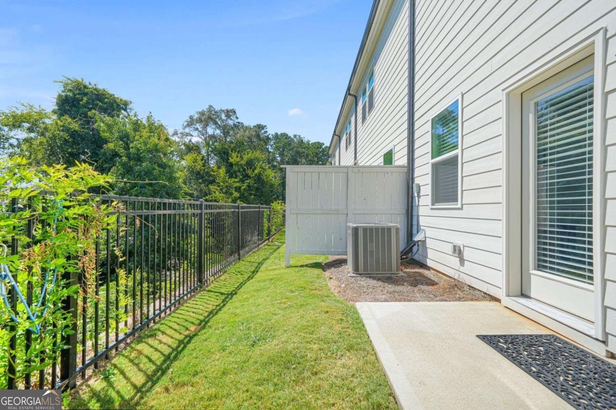 1623 Gunnin Trace Atlanta - 41