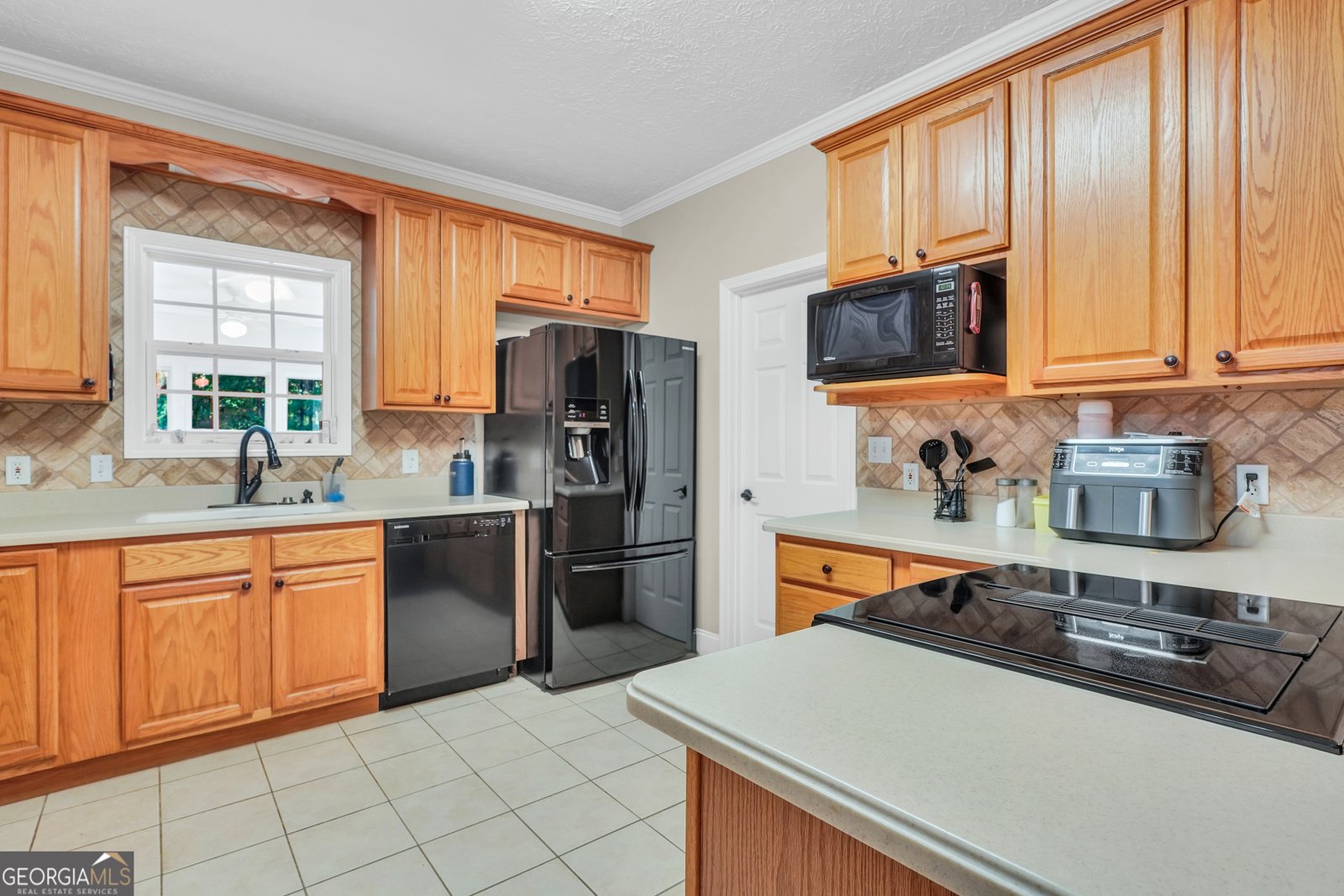 556 Higgins Road Locust Grove - 38
