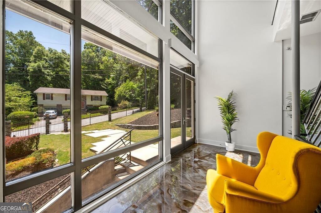 643 Larchmont Circle Atlanta - 4