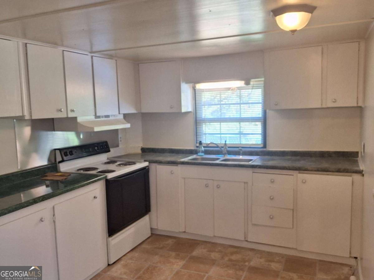 163 High Bluff Road Baxley - 1