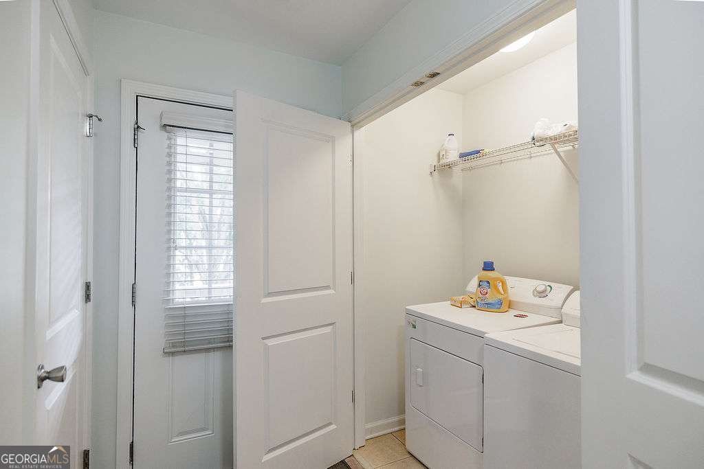 239 Ruth Street Athens - 19