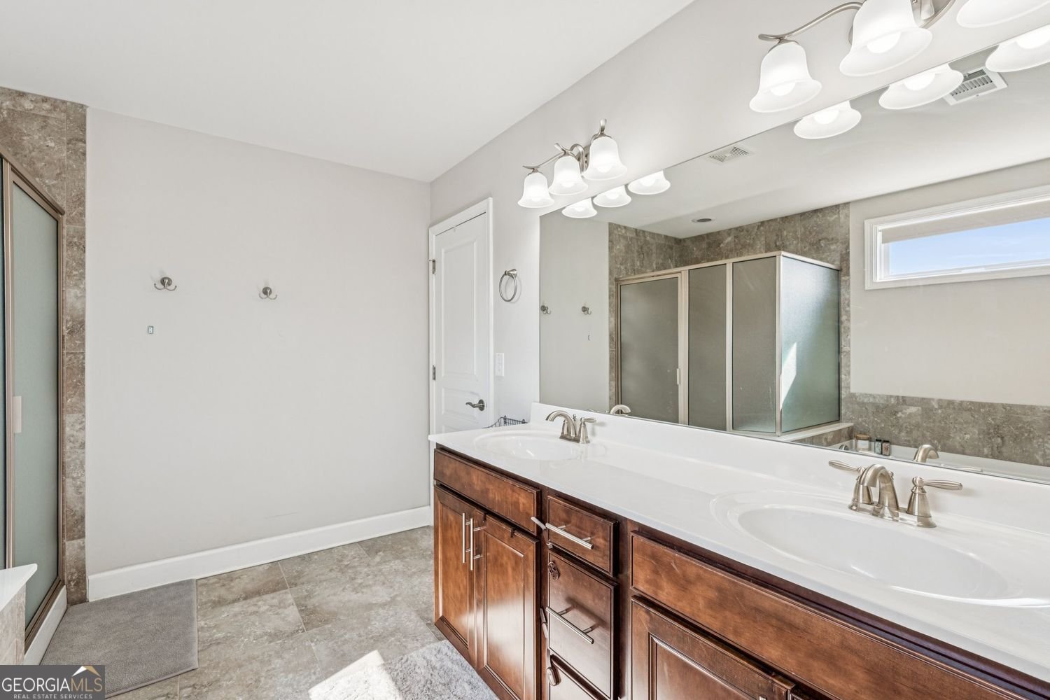 711 Woodbridge Drive Woodstock - 28