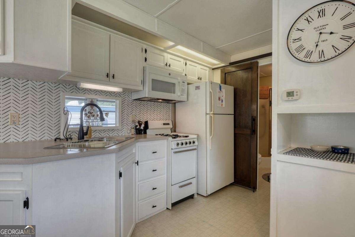 4353 Riverbank Run Hiawassee - 23