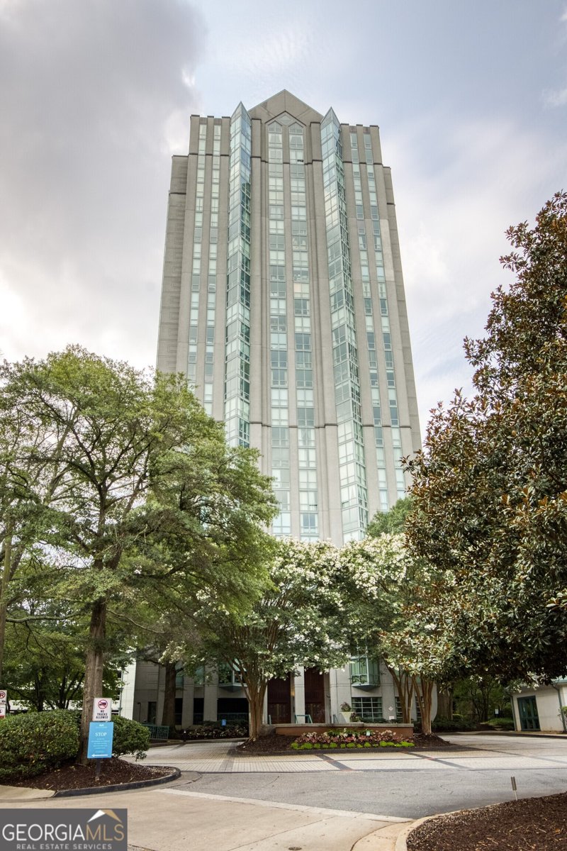 2870 Pharr Court Atlanta - 6