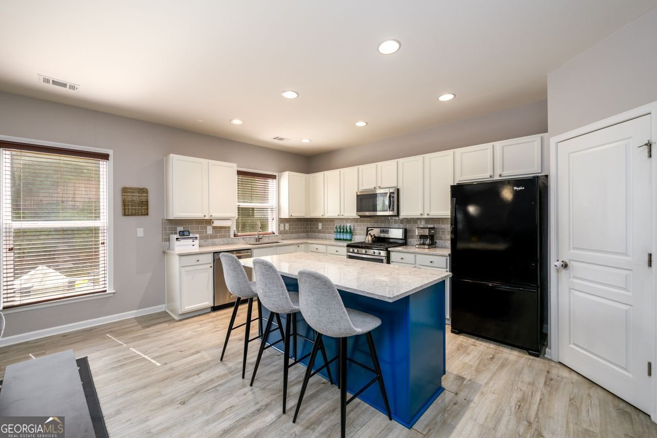 6301 Pierless Avenue Sugar Hill - 11