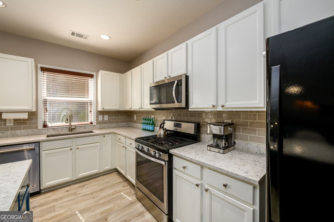 6301 Pierless Avenue Sugar Hill - 12