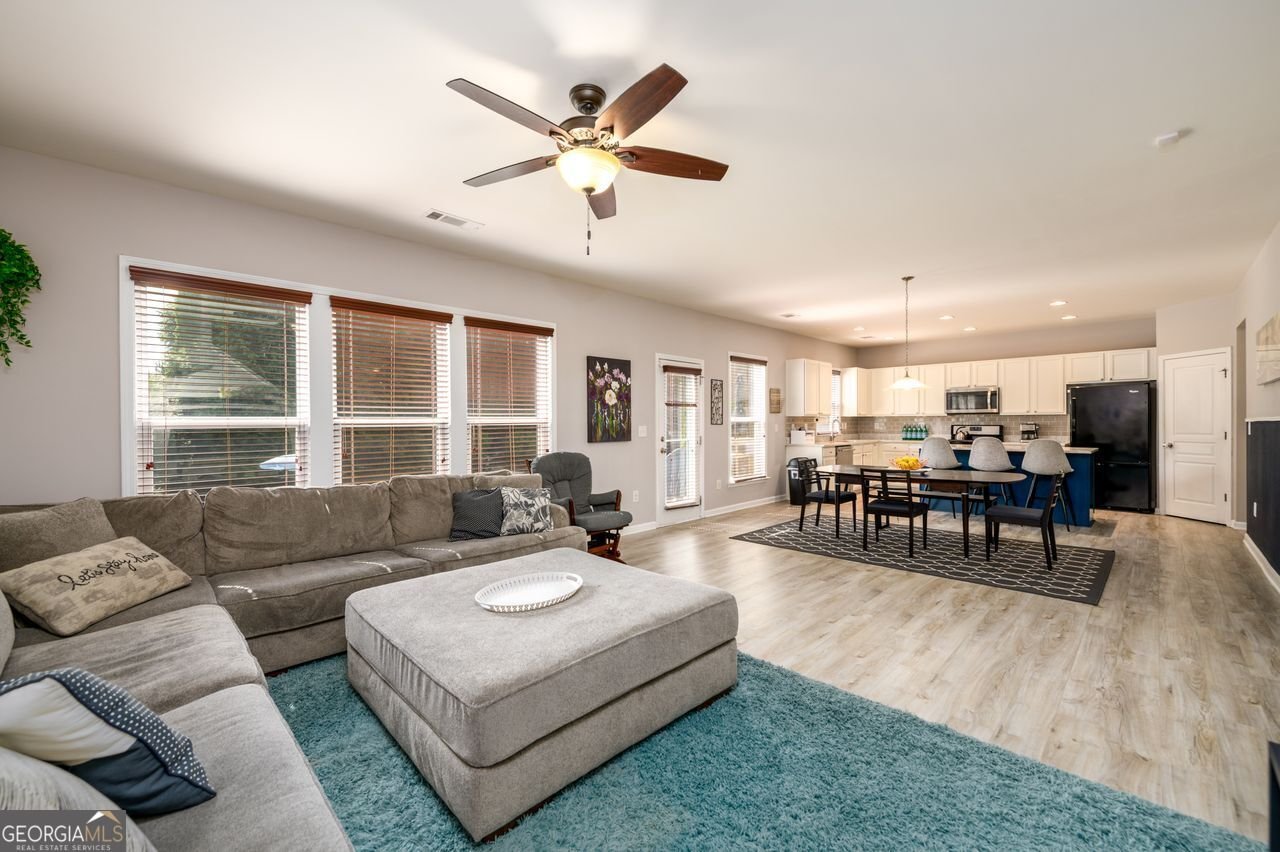6301 Pierless Avenue Sugar Hill - 8