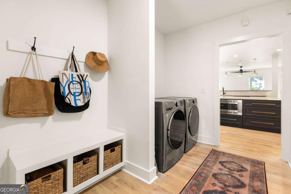 1646 May Avenue Atlanta - 26