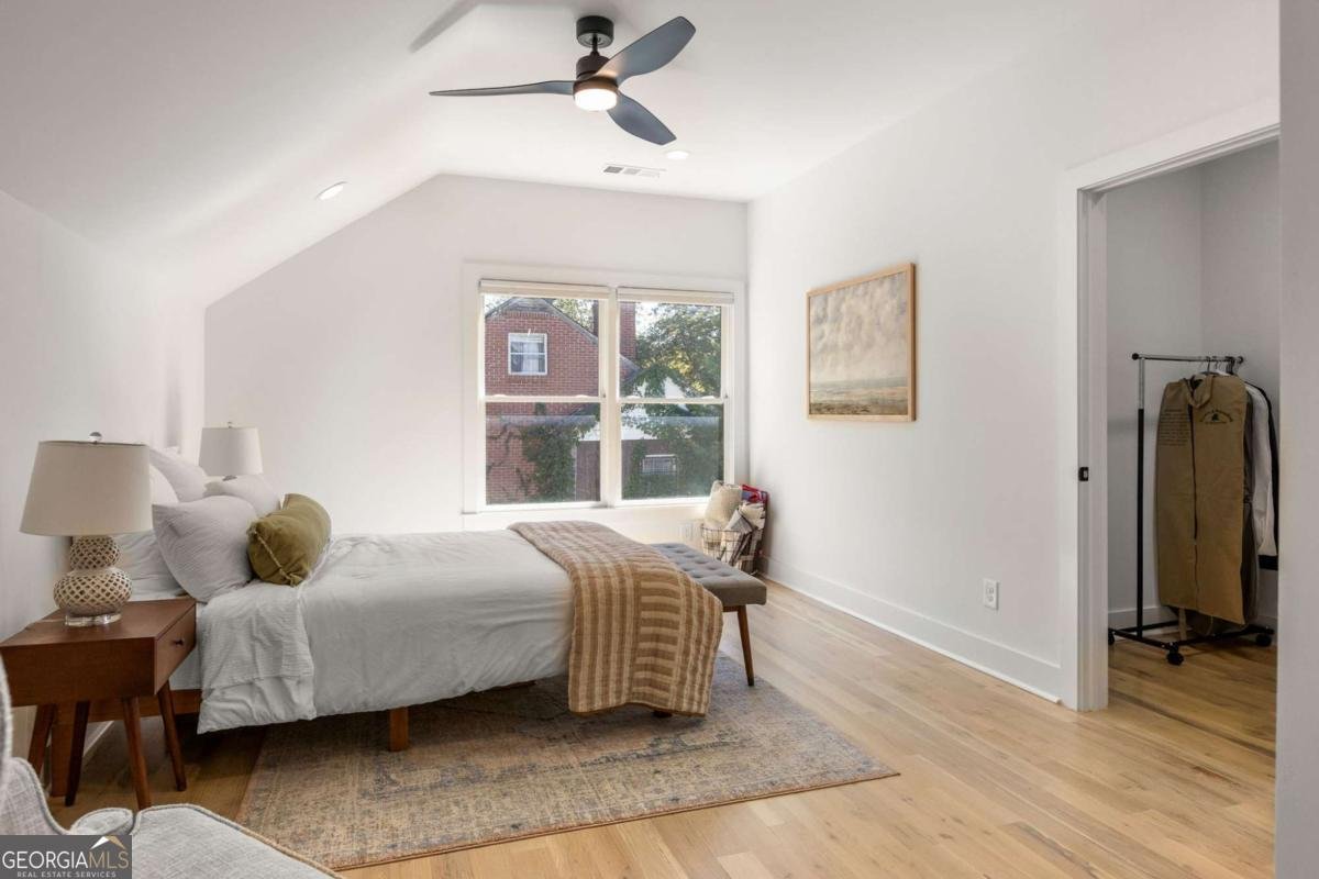 1646 May Avenue Atlanta - 39