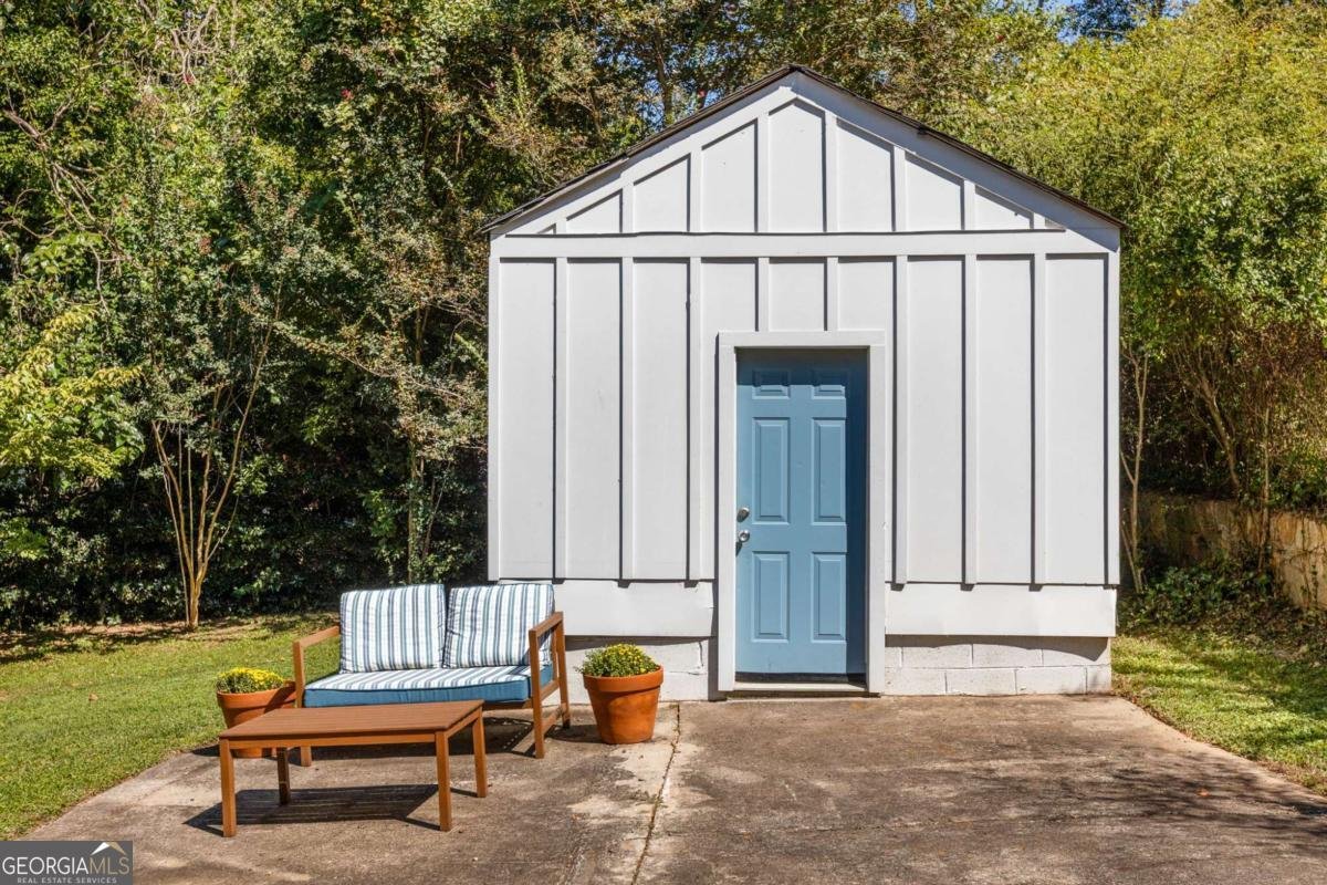 1646 May Avenue Atlanta - 41