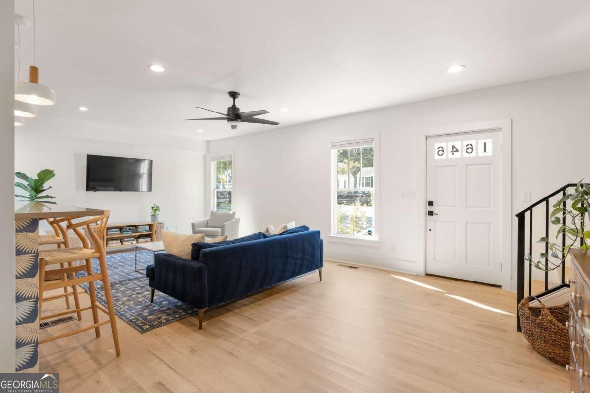 1646 May Avenue Atlanta - 5