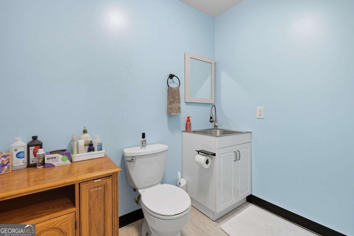 7507 Brookstone Circle Flowery Branch - 3