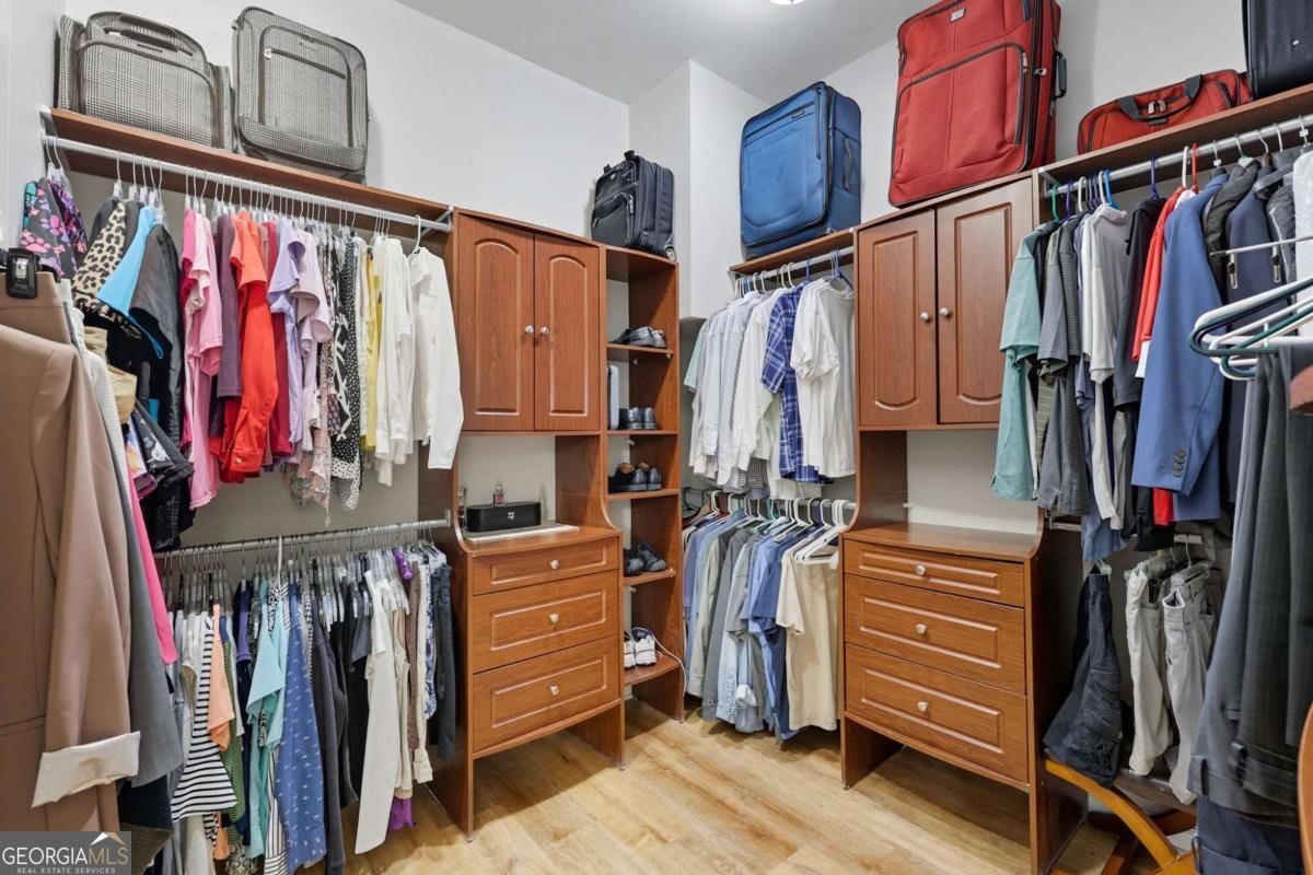 7507 Brookstone Circle Flowery Branch - 45