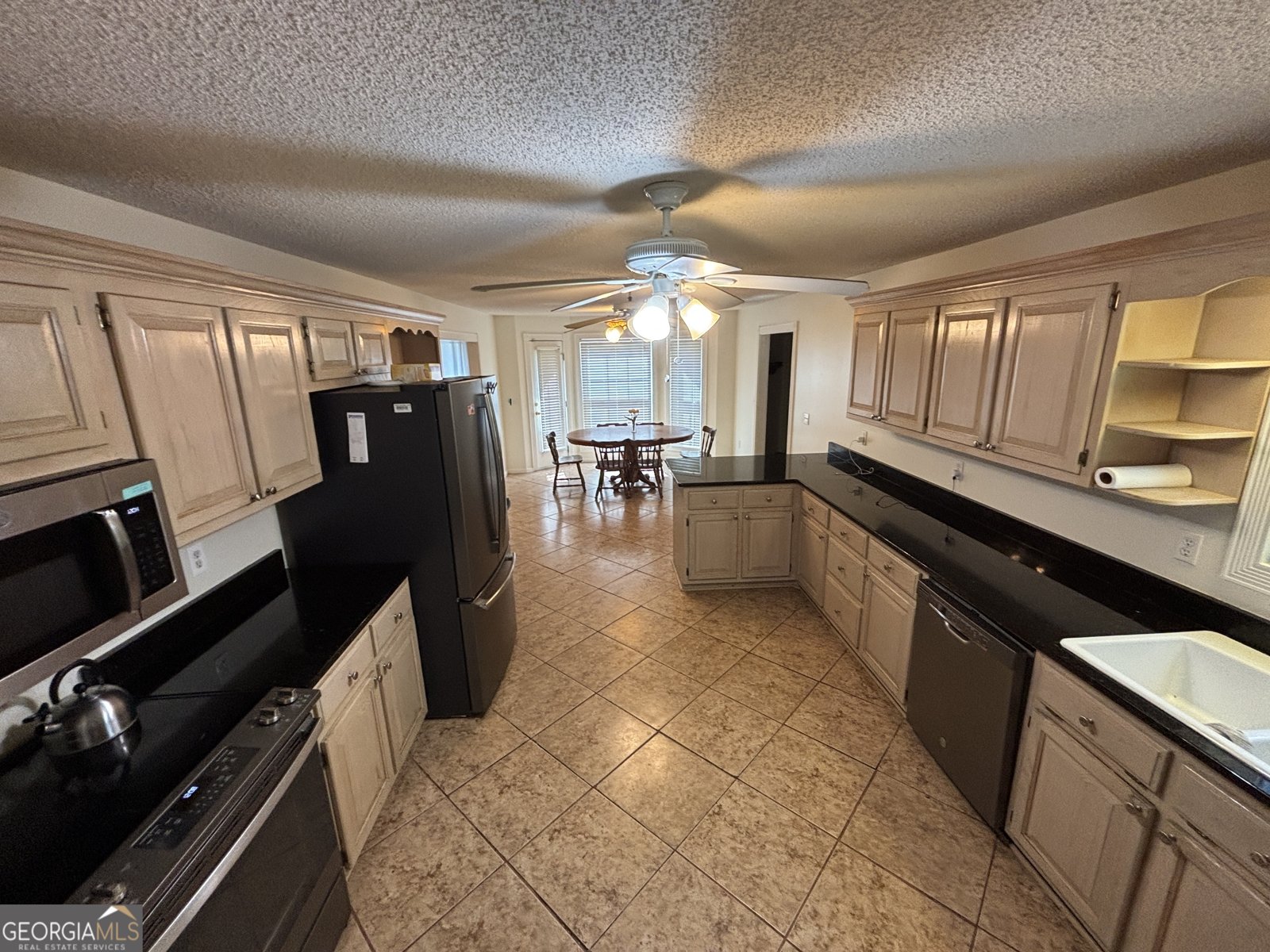 119 Moll Drive Cochran - 31