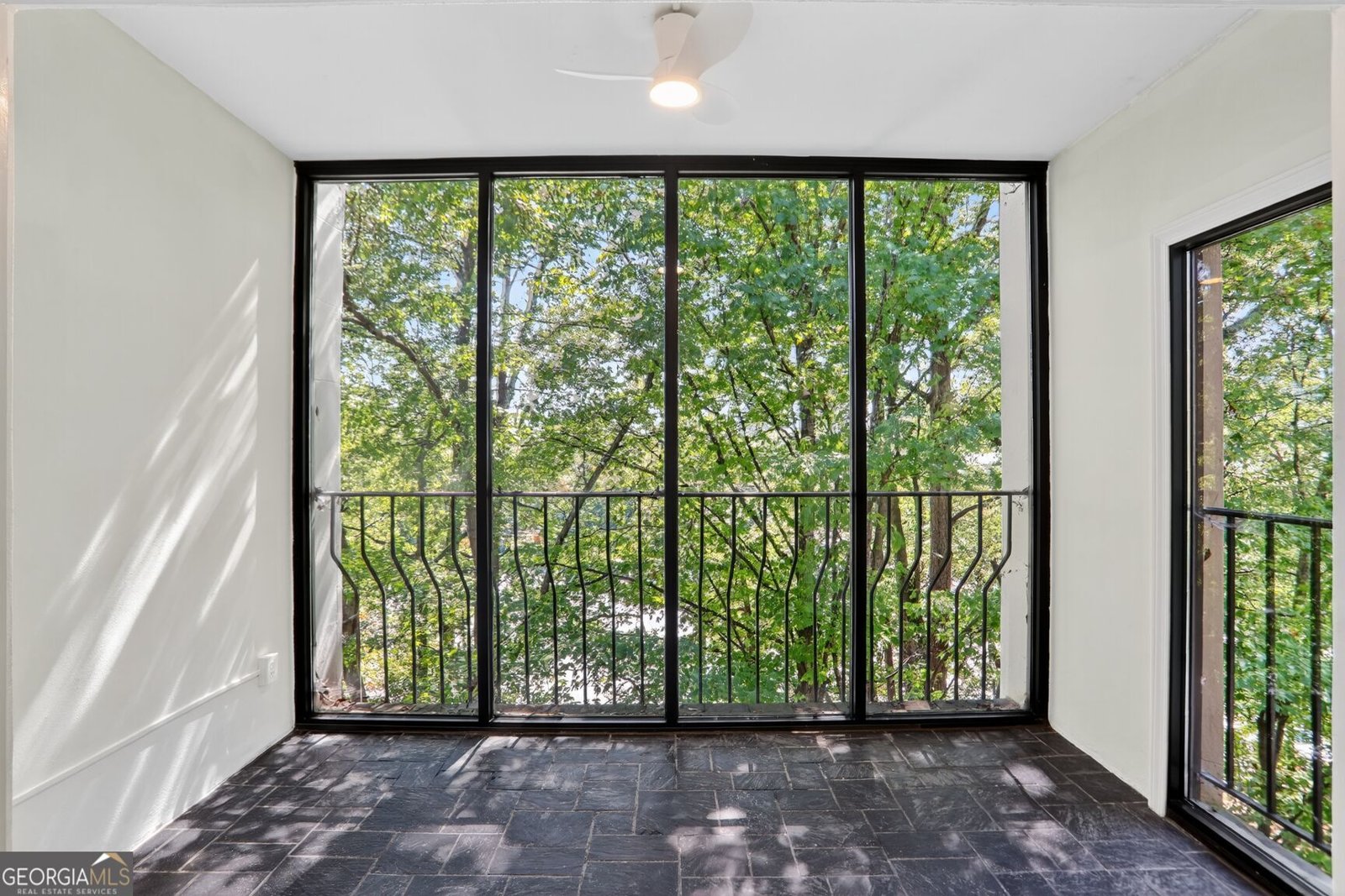 2769 Peachtree Road Atlanta - 23