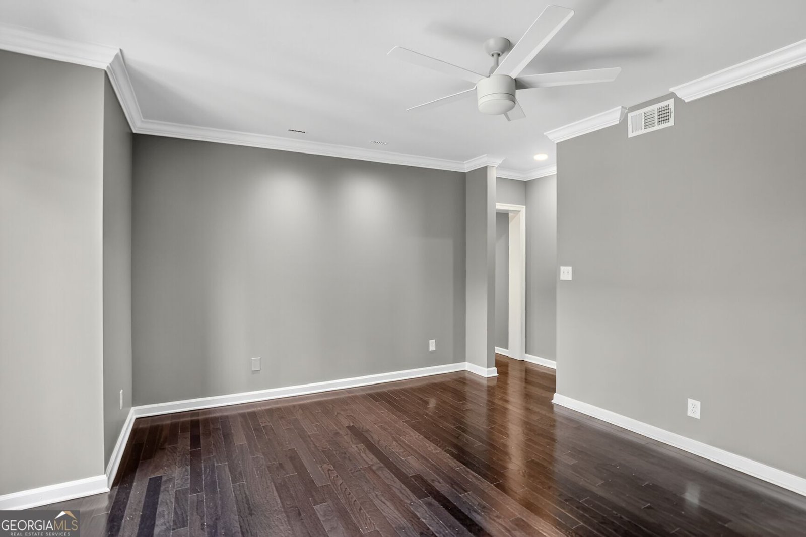 2769 Peachtree Road Atlanta - 25