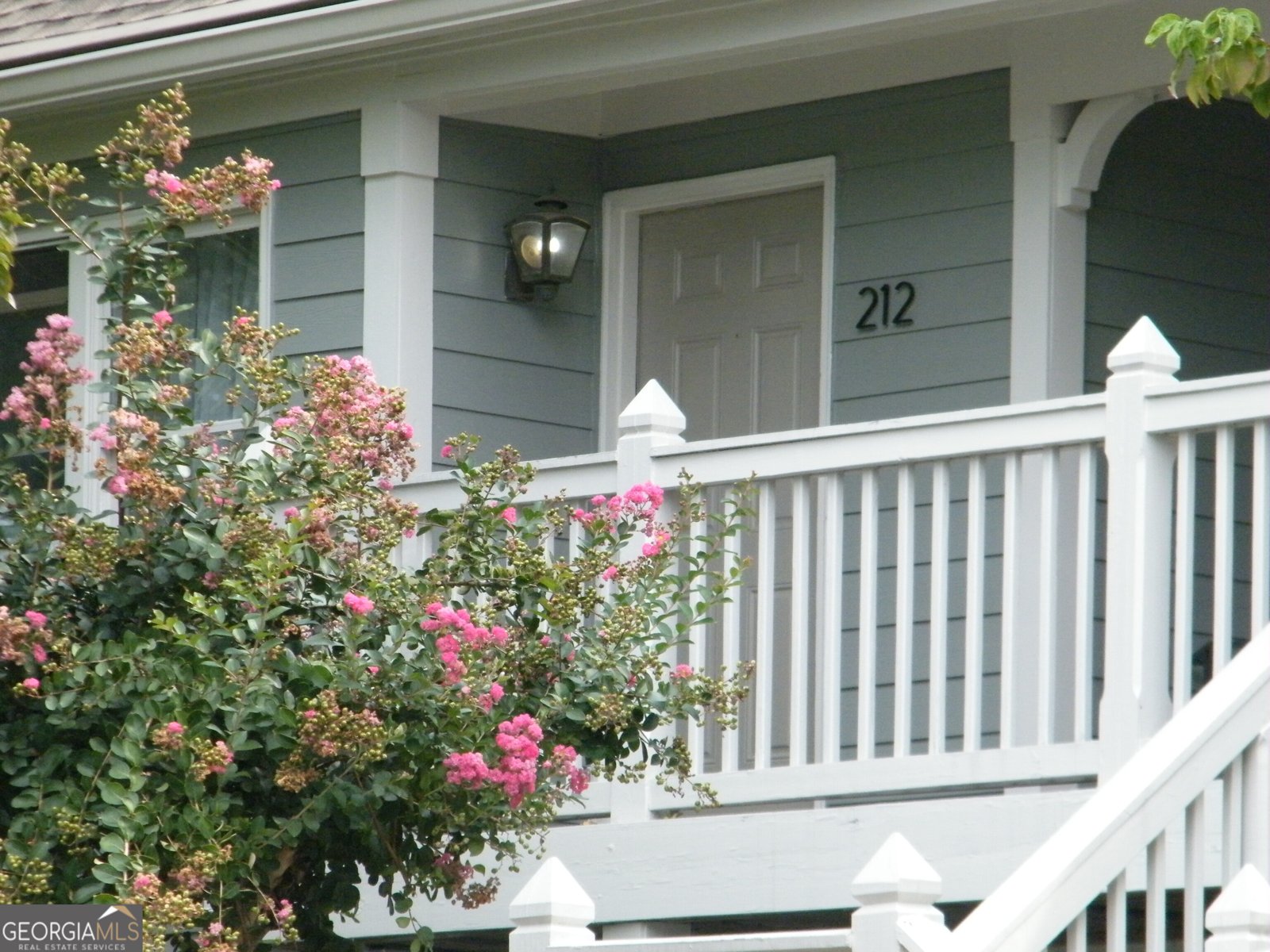 212 Abingdon Way Sandy Springs - 1