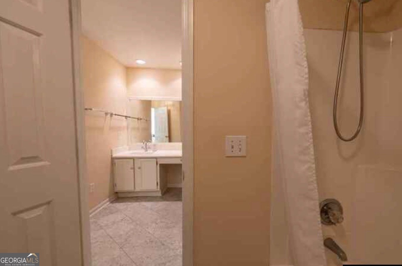 212 Abingdon Way Sandy Springs - 13