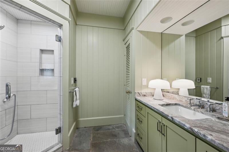3086 Pine Valley Road Atlanta - 38