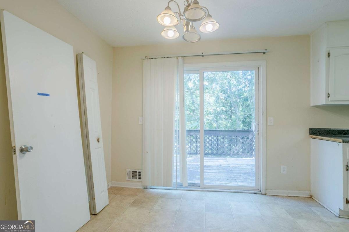 9894 Riverwood Court Douglasville - 11