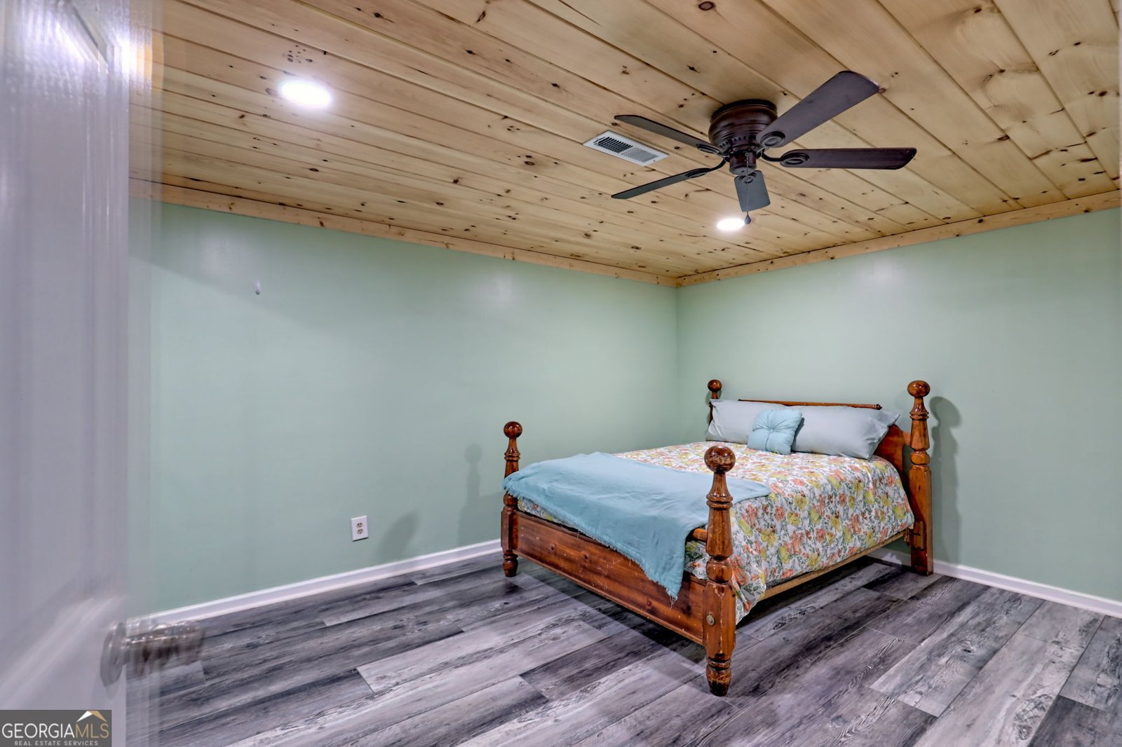 108 Dodge Lane Lakemont - 54