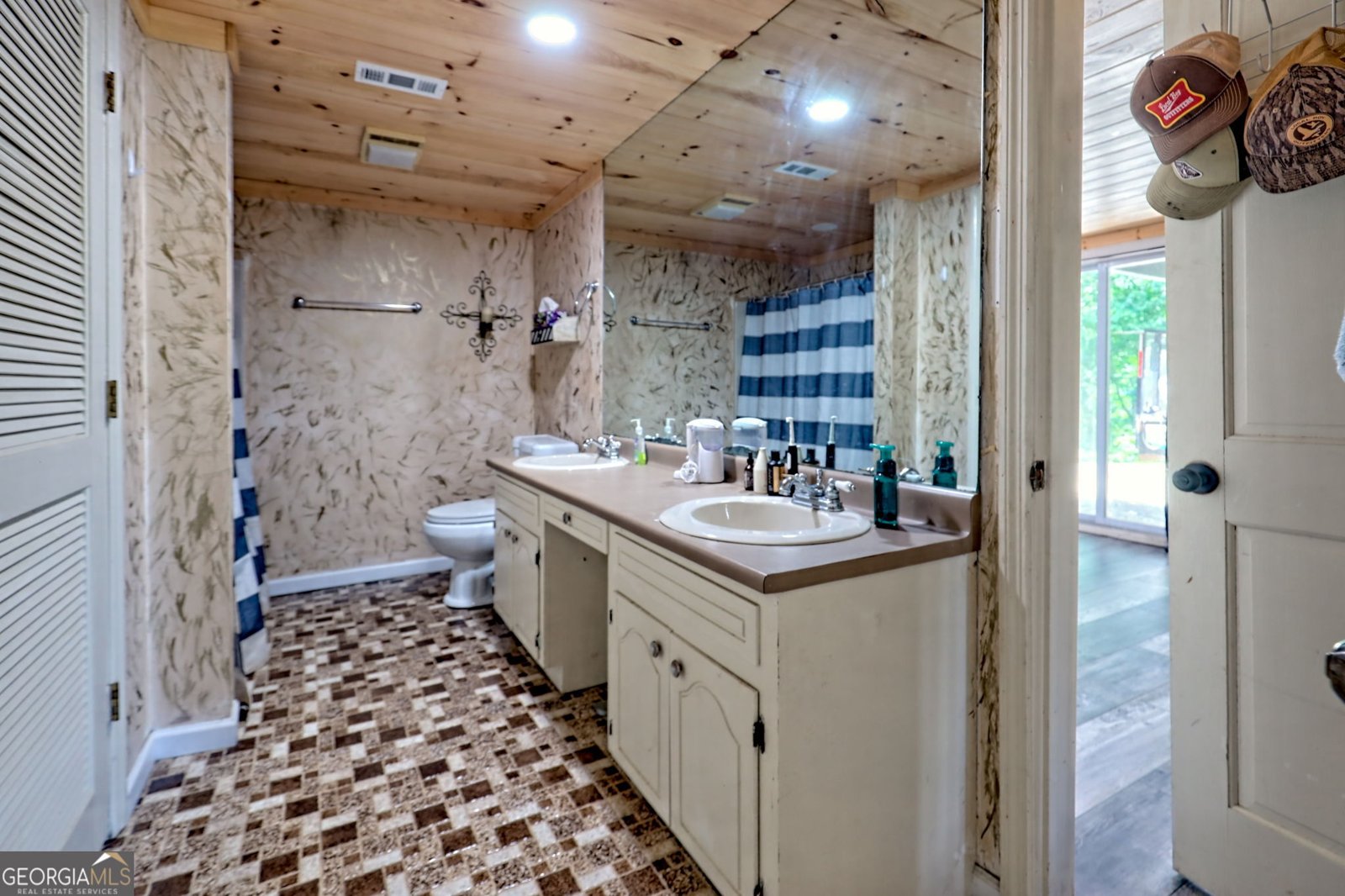 108 Dodge Lane Lakemont - 63