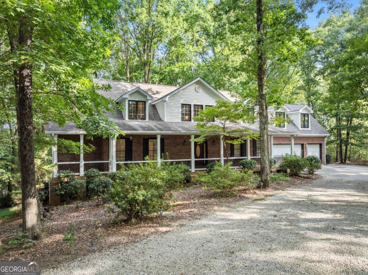 1040 Auburn Road Dacula - 27