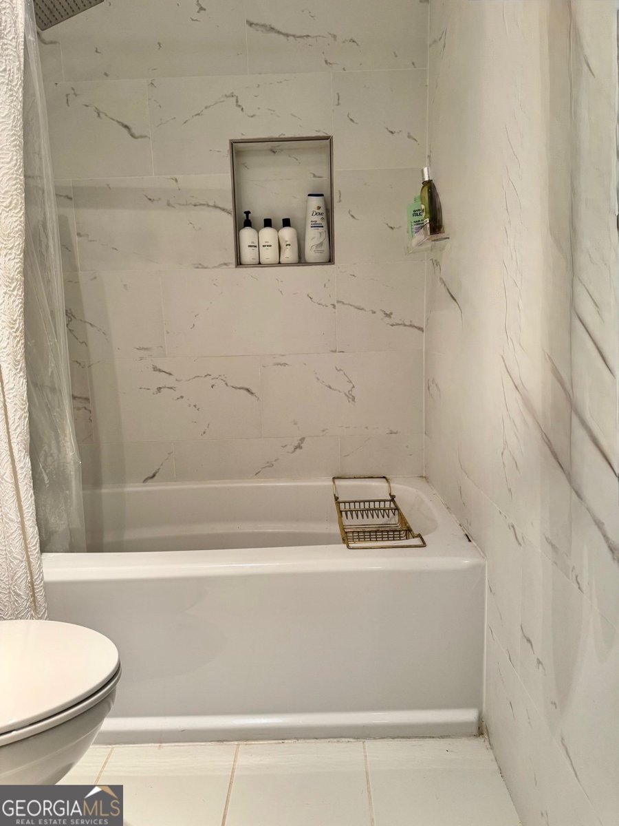 24311 Plantation Drive Atlanta - 22