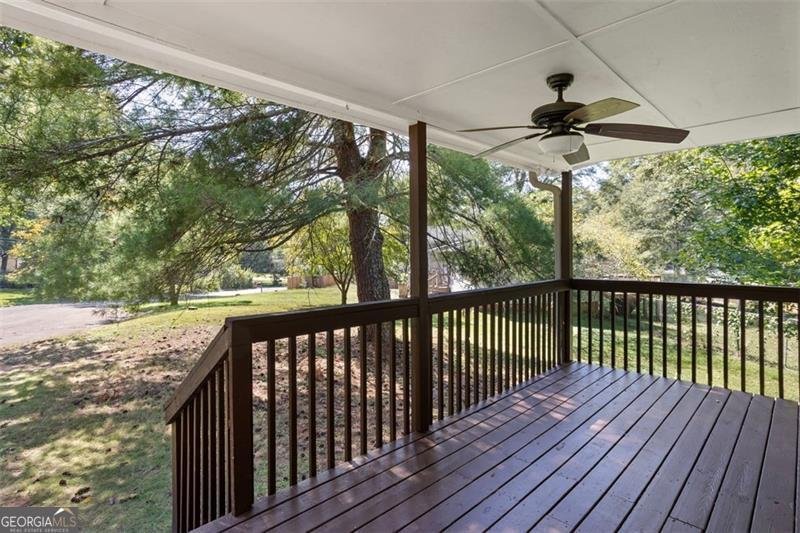 405 Waterfront Woodstock - 32