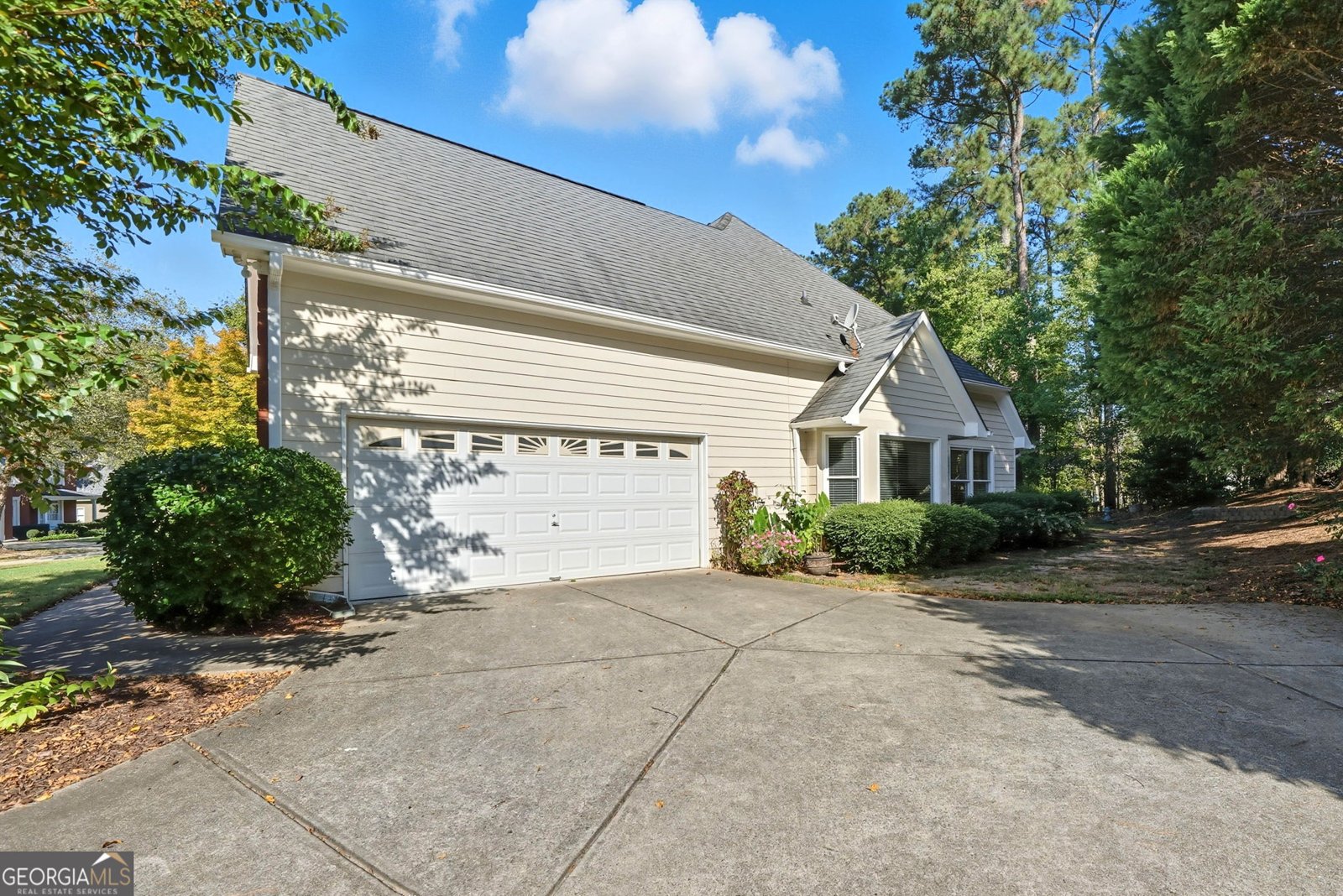 1106 Hedgewood Court Lawrenceville - 43