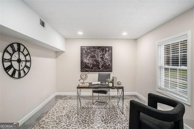 5824 WINDERMERE Court Lithonia - 24