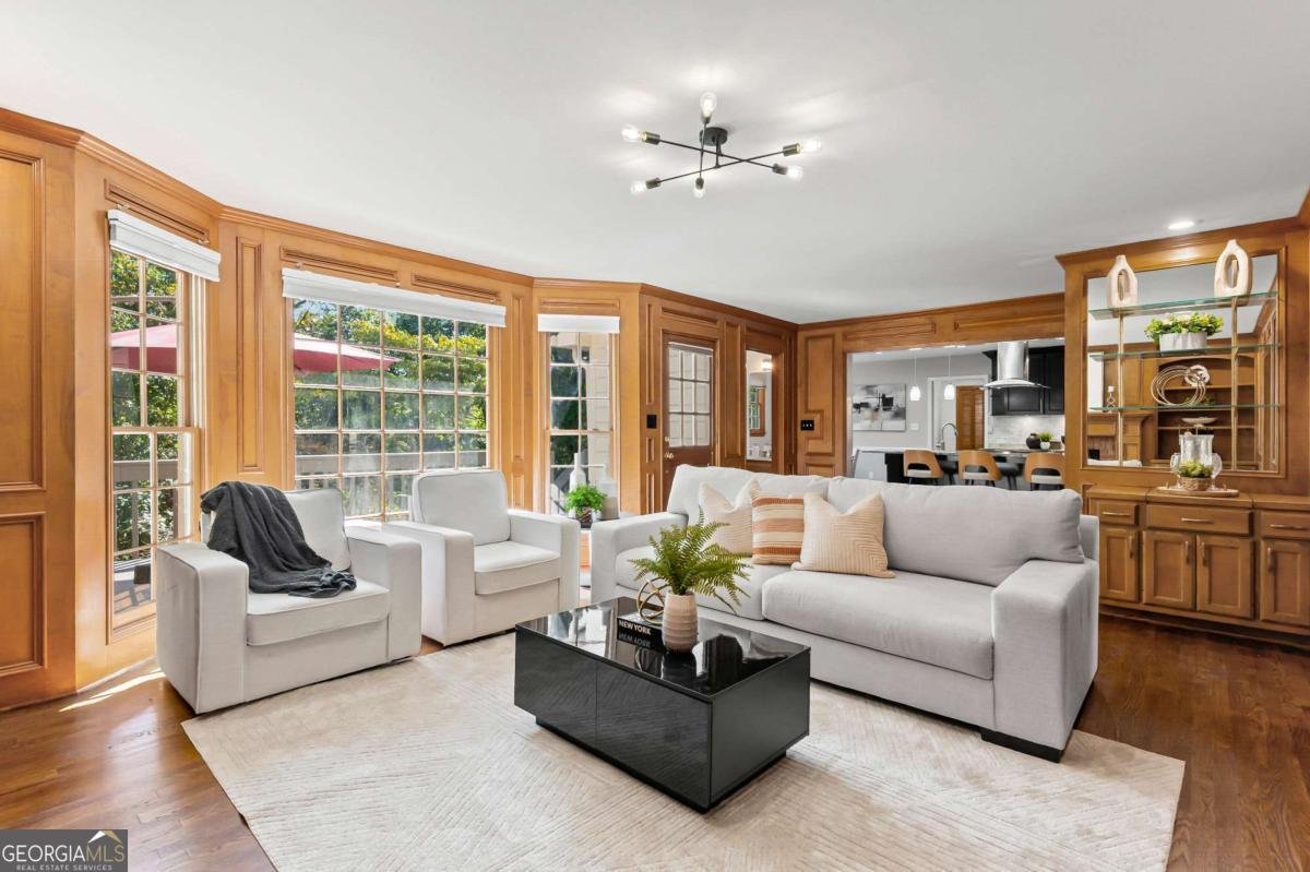 11170 Highfield Chase Drive Johns Creek - 12