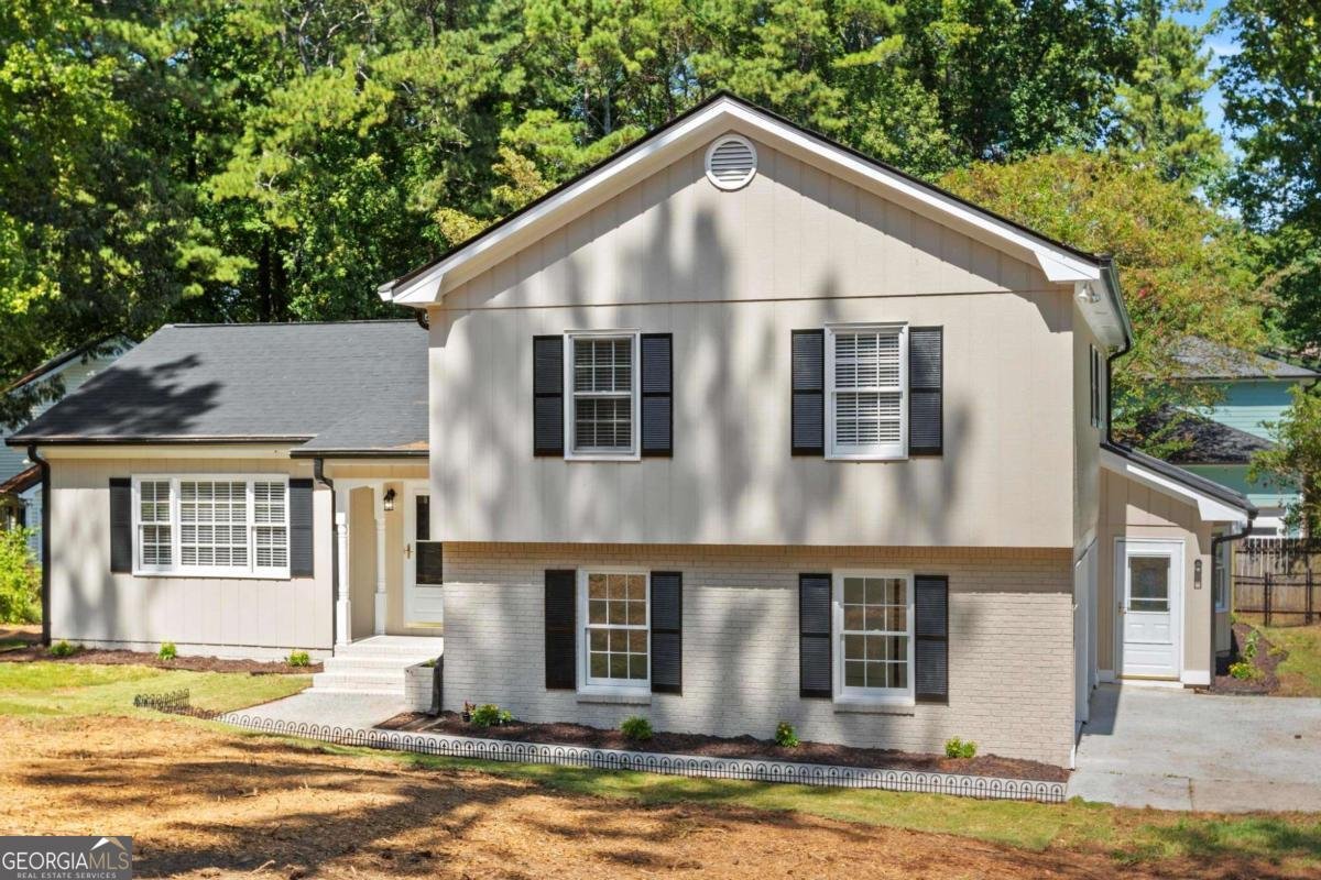 689 Roxboro Court Lawrenceville - 1