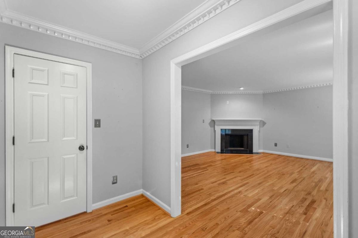 370 The Chace Atlanta - 3