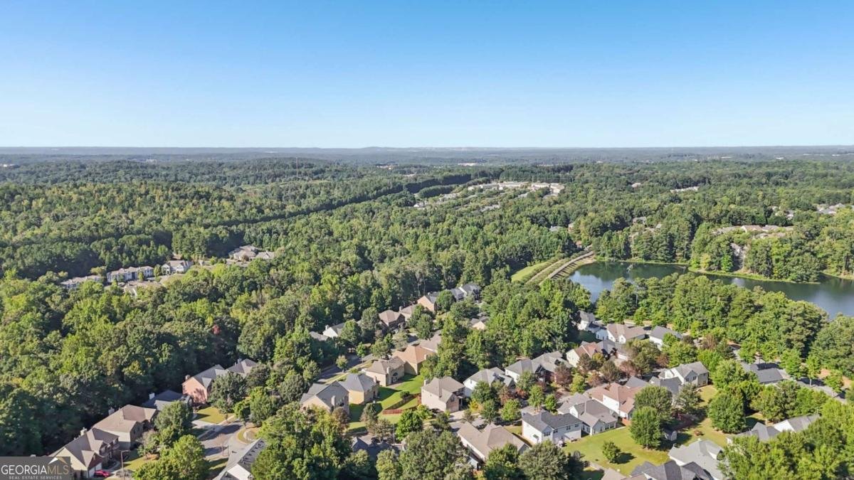 8004 Larksview Drive Fairburn - 15