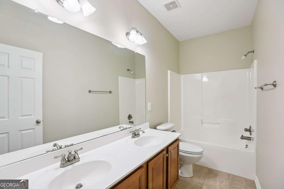 8004 Larksview Drive Fairburn - 26