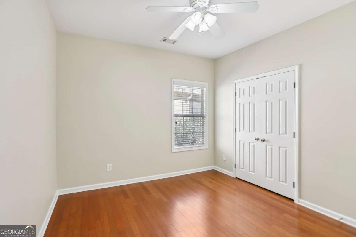 8004 Larksview Drive Fairburn - 27