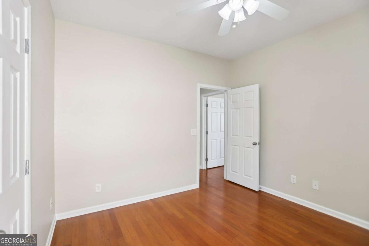 8004 Larksview Drive Fairburn - 28