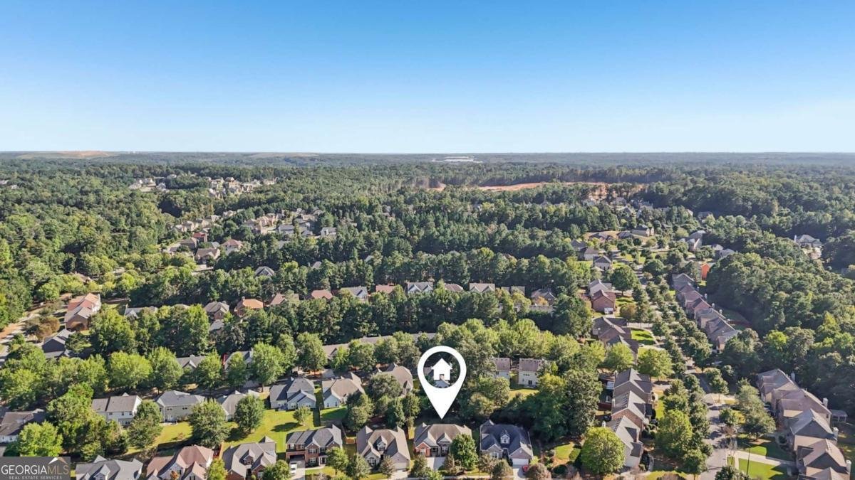 8004 Larksview Drive Fairburn - 4