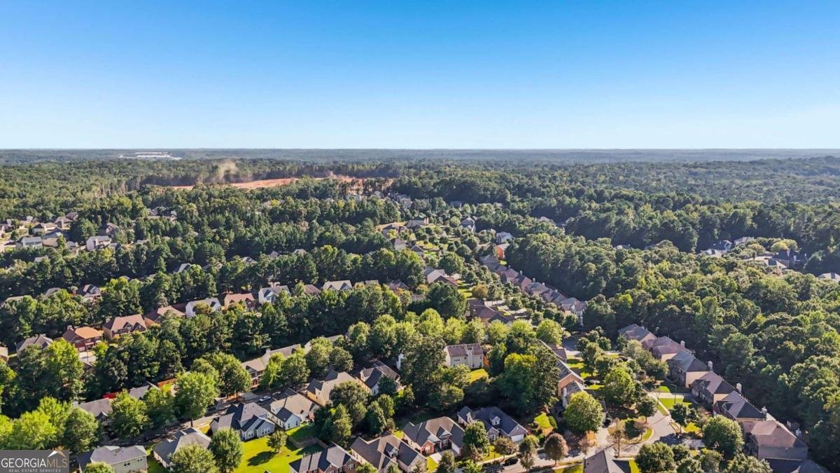 8004 Larksview Drive Fairburn - 6