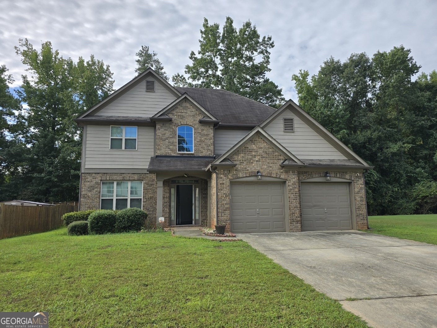 3907 Dunaire Drive Stone Mountain - 1