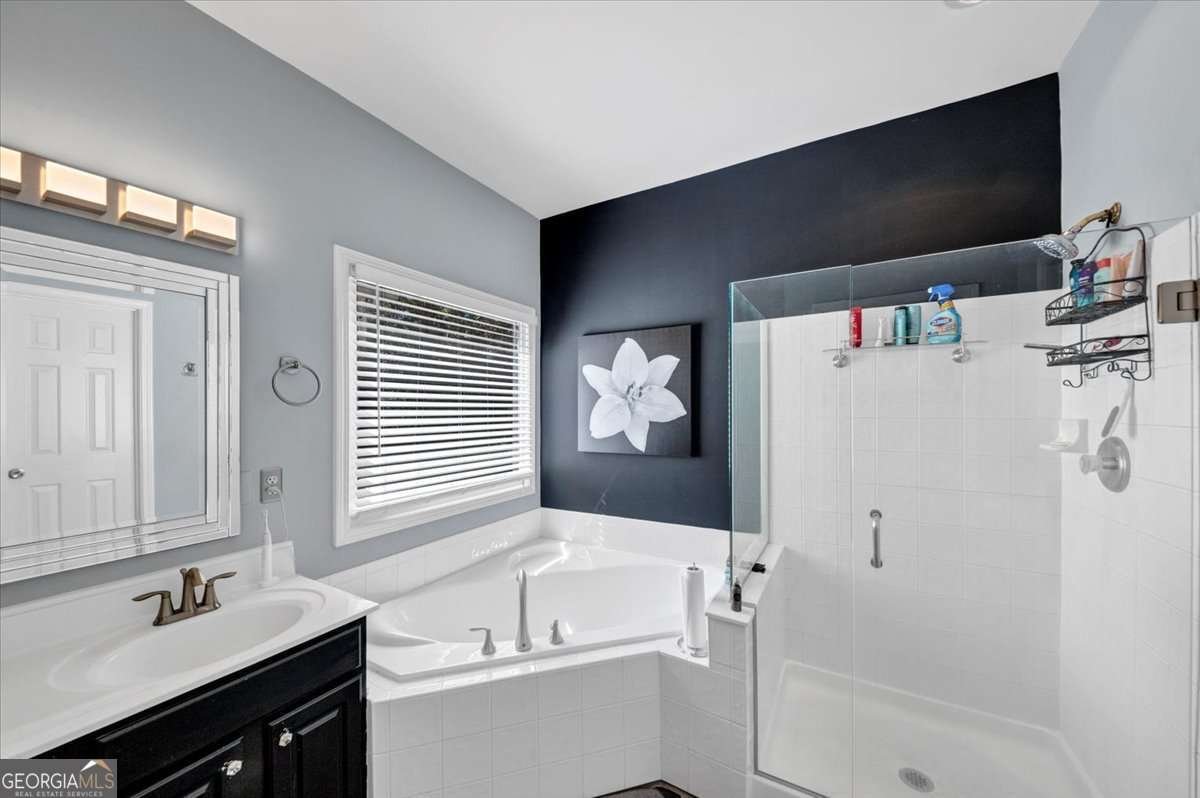 3313 HIDDEN TRAIL Road Smyrna - 24