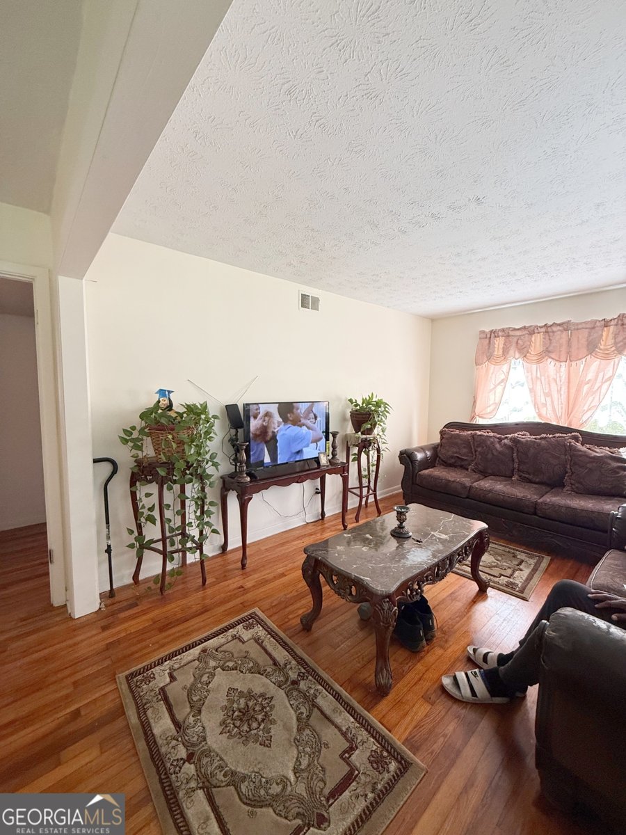 1421 South Hicks Circle Conyers - 11