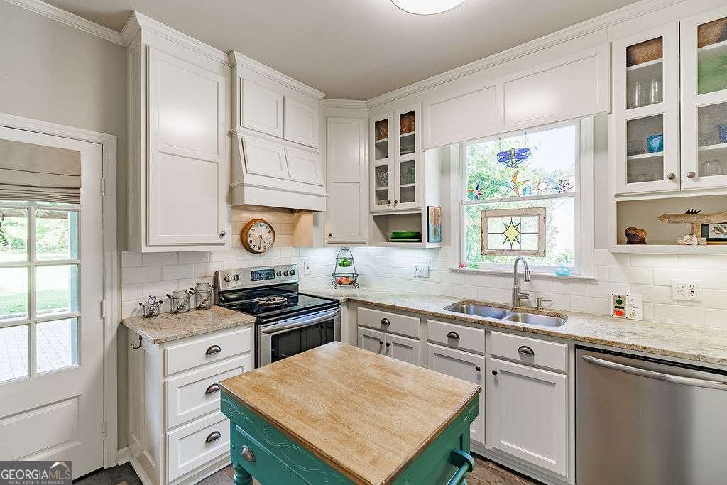 380 Main Street Winterville - 10