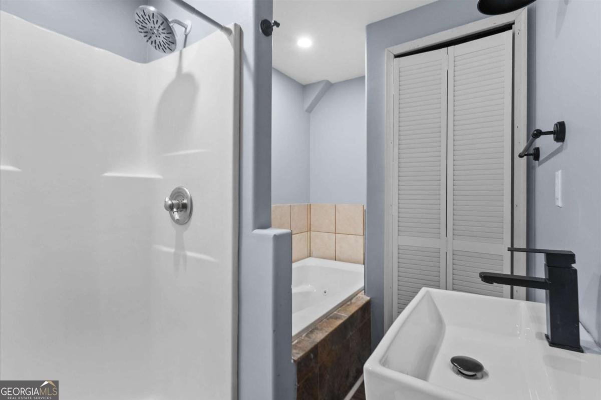 305 Savannah Place Douglasville - 46
