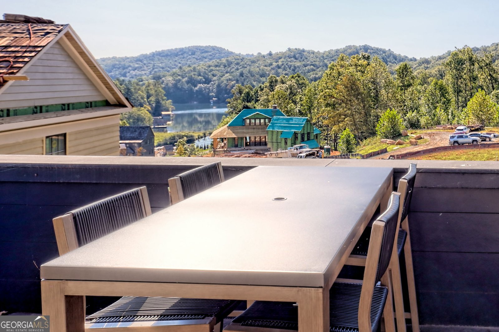 100 Cove View Lane Clarkesville - 29