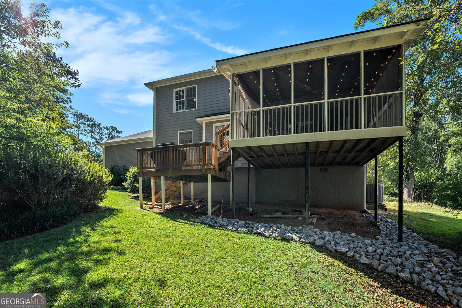 3951 Millwood Lane Lilburn - 27