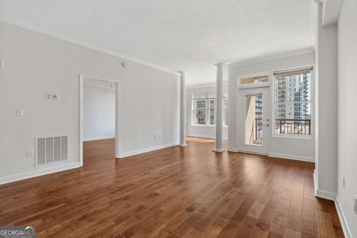 1101 Juniper Street Atlanta - 11